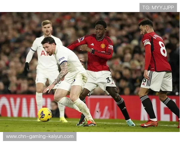 热刺埃默森罗亚倒三角传球提供完美助攻