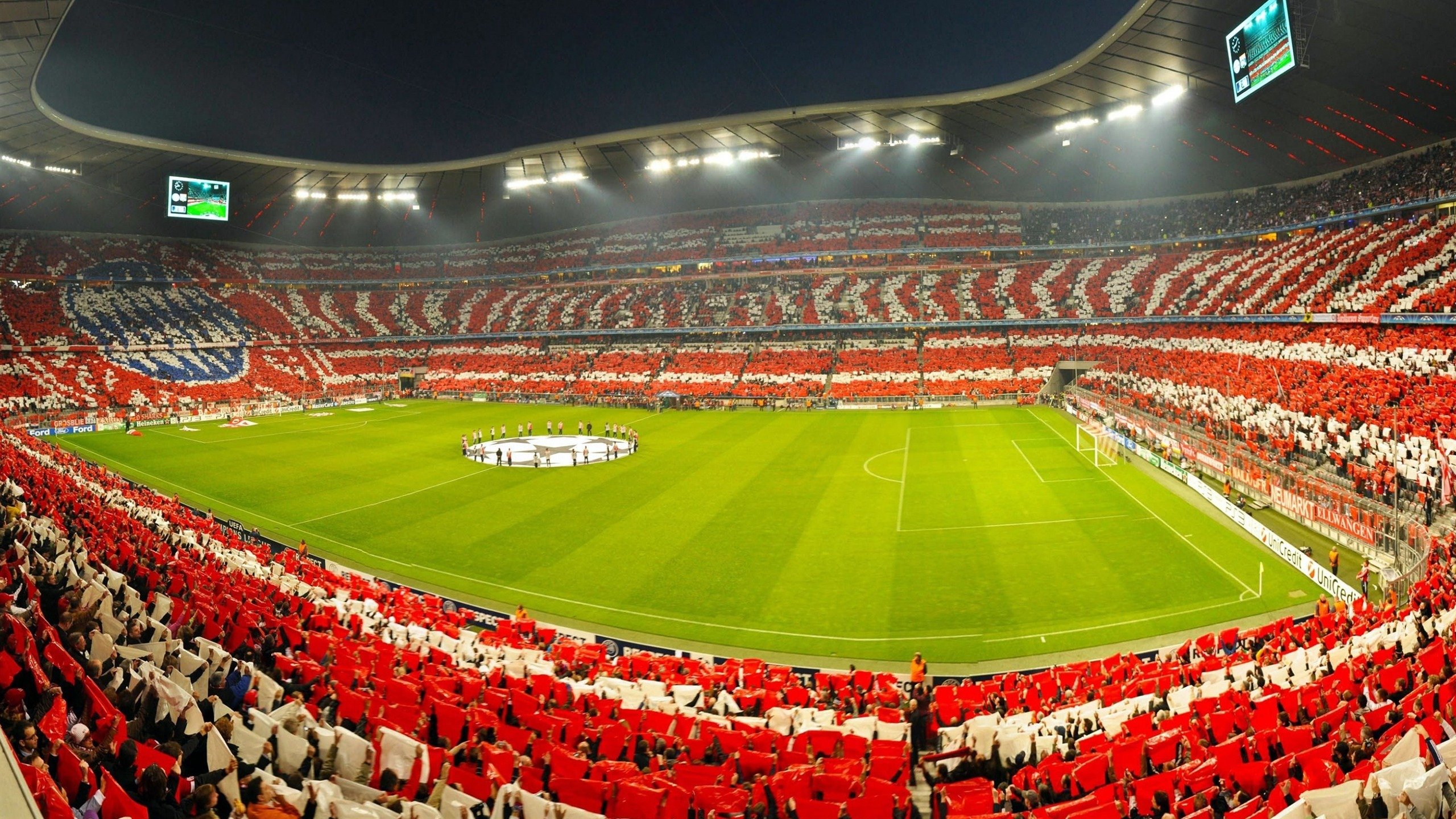 世界杯八强:法国力克英格兰 凯恩点球高射炮成转折点